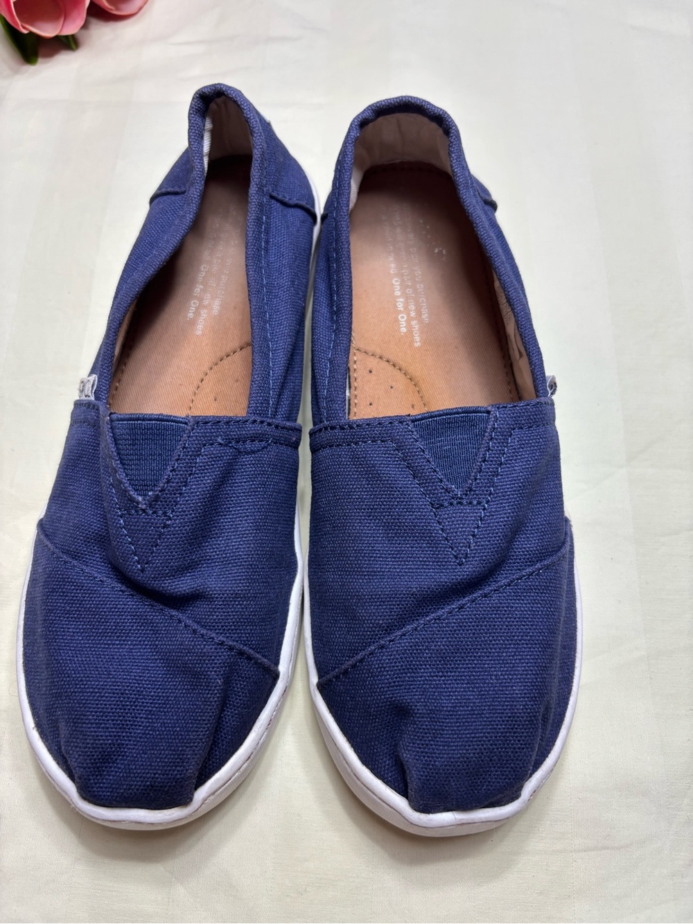 TOMS Kids Classic
Alpargata Navy Blue Canvas Slip On Shoes Size US 3.5